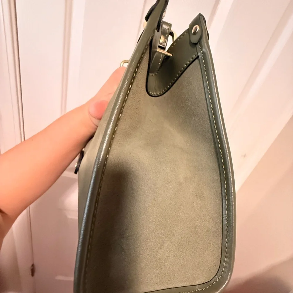Elegant Green Handbag